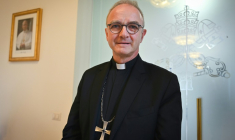L'archevêque Thibault Verny à Rome le 15 octobre 2025 ( AFP / Andreas SOLARO )