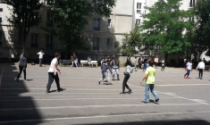 Cinq conseils pour régner sur le foot à la récré