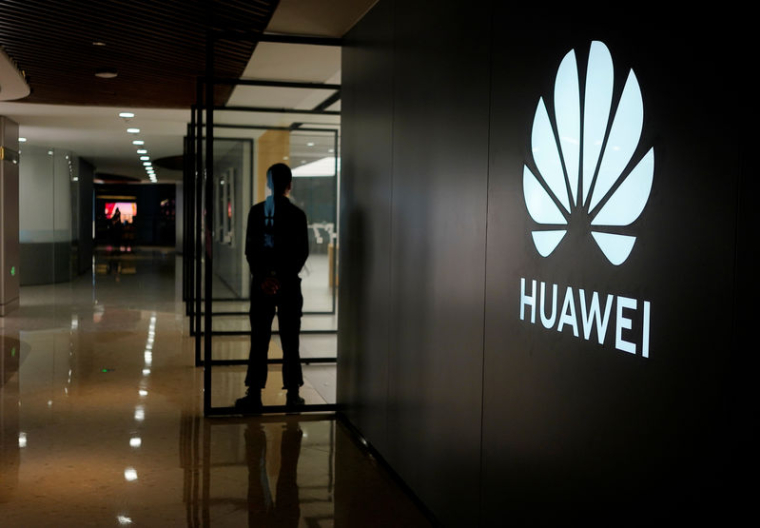 LE BLOCAGE DE HUAWEI COÛTERAIT 55 MILLIARDS D'EUROS AUX OPÉRATEURS EUROPÉENS