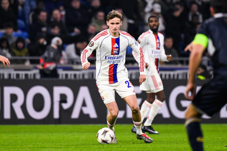 Lyon fait le boulot et reste leader en Ligue Europa