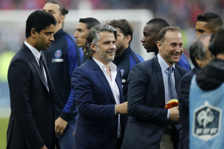 Photo de Vincent Labrune (centre) au Stade de France