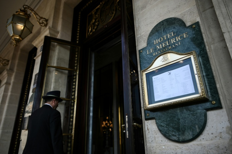 La Réserve et le Meurice, deux palaces parisiens, ont été classés mercredi parmi les meilleurs hôtels du monde, ex-aequo avec huit autres établissements de sept pays, dans le nouveau palmarès annuel de La Liste ( AFP / Philippe LOPEZ )