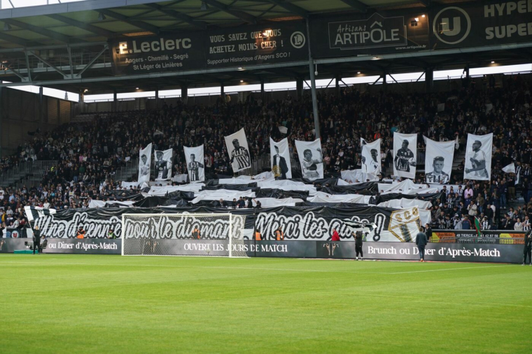 Une nouvelle tribune à Angers