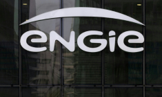 Engie a signé un contrat de fourniture d'électricité (PPA) renouvelable avec Meta (Facebook, Instagram) aux Etats-Unis, où il installera un parc solaire de 600 MW destiné à alimenter les centres de données du géant de la tech ( AFP / JOEL SAGET )