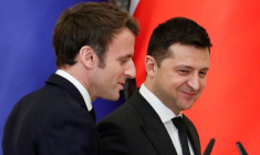 Le président ukrainien Zelensky rencontre le président français Macron à Kiev