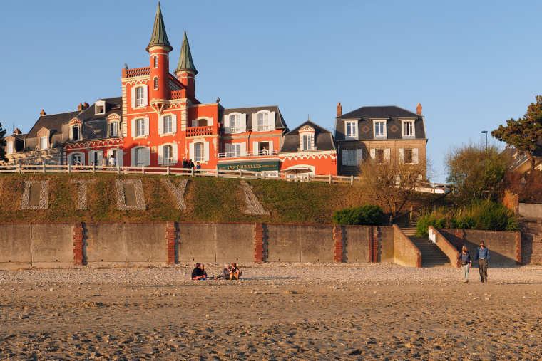 Le Crotoy, un lieu idéal pour passer des vacances en famille. Crédit photo : Adobe Stock