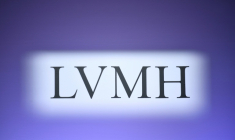 L'autorité italienne de la concurrence a annoncé l'ouverture d'une enquête contre LVMH et ses marques Sephora et Benefit pour avoir promu l'utilisation de cosmétiques pour adultes par des enfants et des adolescents ( AFP / STEPHANE DE SAKUTIN )