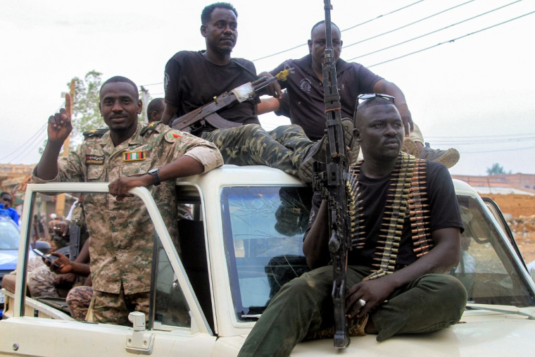 Des militaires soudanais à Khartoum, au Soudan, le 23 août 2025. ( AFP / EBRAHIM HAMID )