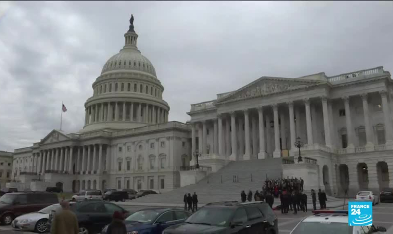 Présidentielle américaine : le chef des républicains au Sénat reconnaît la victoire de Joe Biden