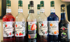 Une augmentation significative de 20 à 30 centimes d'euros par bouteille ou bidon de sirop permettrait à la filière de s'en sortir (Crédits photo : Unsplash - Tariqul Alam )