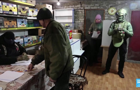 Poutine réélu : le vote dans les territoires d'Ukraine "occupés" par la Russie