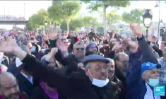 Tunisie : manifestations anti et pro-Saïed pour la fête de la Révolution