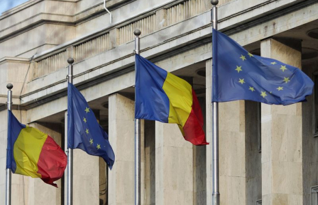 Drapeaux roumains et européens à Bucarest, Roumanie