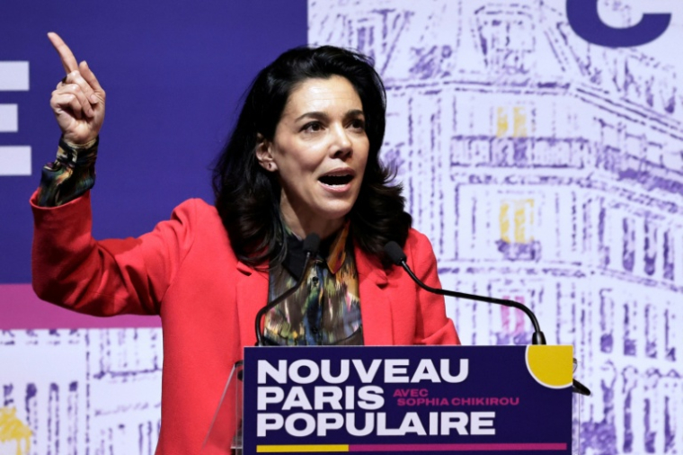 Sophia Chikirou, candidate LFI à la mairie de Paris, à son meeting au Cirque d'Hiver, le 30 janvier 2026 ( AFP / STEPHANE DE SAKUTIN )