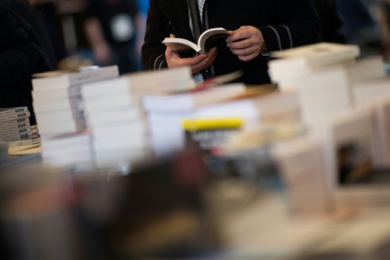 Qui succédera à "Houris", le roman de Kamel Daoud sacré en 2024 ? L'Académie Goncourt dévoile mercredi une première sélection de 15 romans, dont l'un décrochera en novembre le plus illustre des prix littéraires français ( AFP / Loic VENANCE )