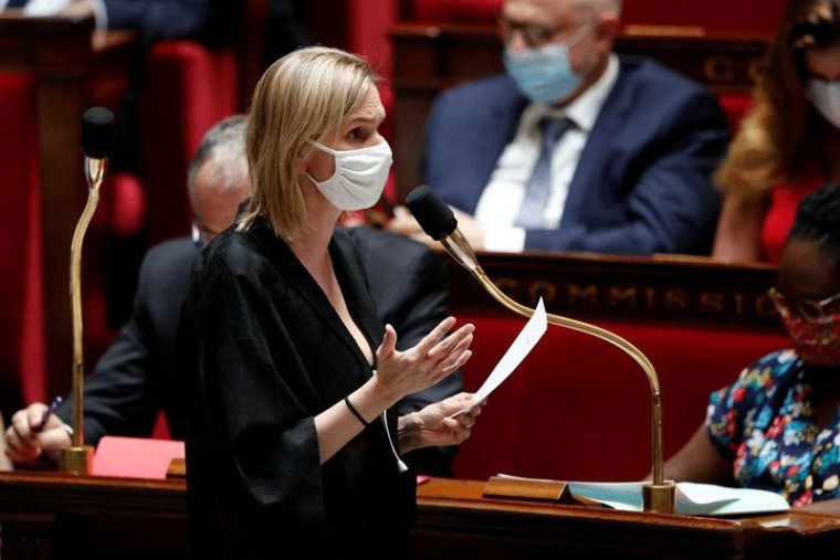 FRANCE: LA BAISSE DES IMPÔTS DE PRODUCTION SERA DE 10 MILLIARDS D'EUROS ET NON 20 MILLIARDS
