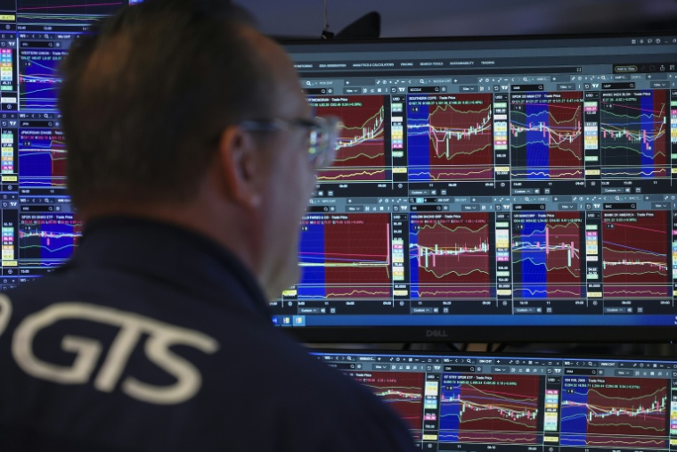 Un opérateur à la Bourse de New York, le 11 mai 2026 ( AFP / ANGELA WEISS )