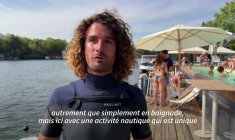 A Paris, "voler" sur la Seine avec une planche électrique