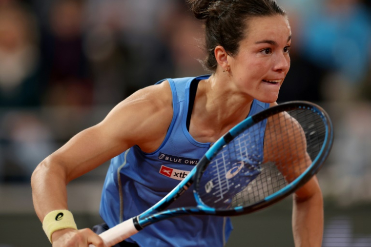 La Française Lois Boisson en quarts de finale de Roland-Garros contre la Russe Mirra Andreeva le 4 juin 2025 à Paris ( AFP / ALAIN JOCARD )