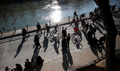 CORONAVIRUS: LA FRANCE RECENSE 4.703 NOUVEAUX CAS EN 24 HEURES