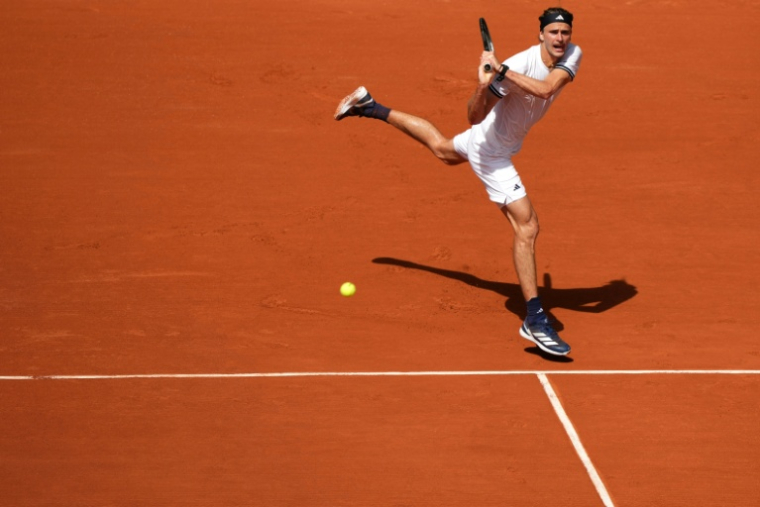 L'Allemand Alexander Zverev, N.3 mondial, au 1er tour de Roland-Garros contre le Français Benjamin Bonzi le 24 mai 2026 à Paris ( AFP / Dimitar DILKOFF )