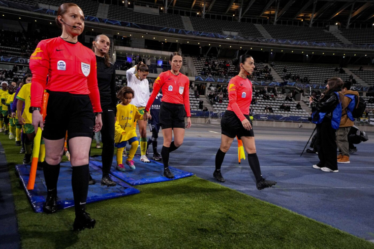 Vers une innovation de l'arbitrage en Première Ligue