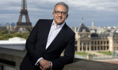 Le directeur général de l'UNESCO, Khaled El-Enany, au siège de l'organisation à Paris, le 17 septembre 2026 ( AFP / JOEL SAGET )