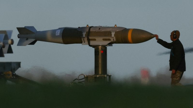 Base aérienne RAF Fairford, dans le cadre du conflit israélo-américain avec l'Iran