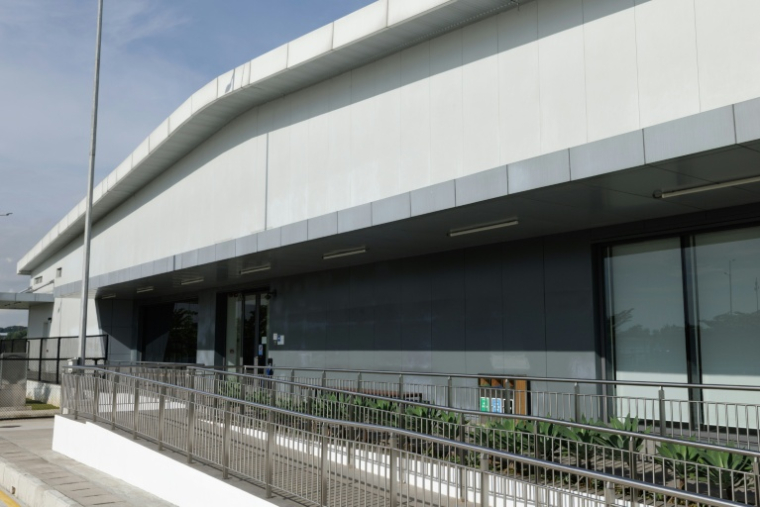 Le centre de données Microsoft à Karawang, dans l'ouest de Java, le 4 février 2026 en Indonésie ( AFP / YASUYOSHI CHIBA )