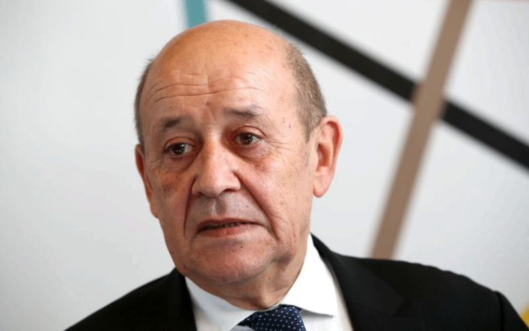 LA FRANCE DEMANDE DES EXPLICATIONS À MOSCOU SUR NAVALNY, DIT LE DRIAN
