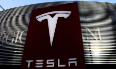TESLA SOUS LE FEU DES CRITIQUES APRÈS AVOIR ANNONCÉ L'OUVERTURE D'UNE CONCESSION AU XINJIANG