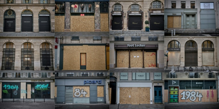 Montage photo réalisé le 24 octobre 2026 montrant des vitrines de magasins protégées par des panneaux de bois aggloméré avant une nouvelle manifestation à Paris  ( AFP / Kiran RIDLEY )