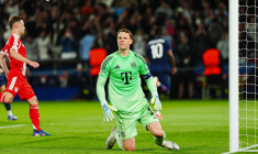 Quand un ramasseur de balle refuse de rendre le ballon à Manuel Neuer