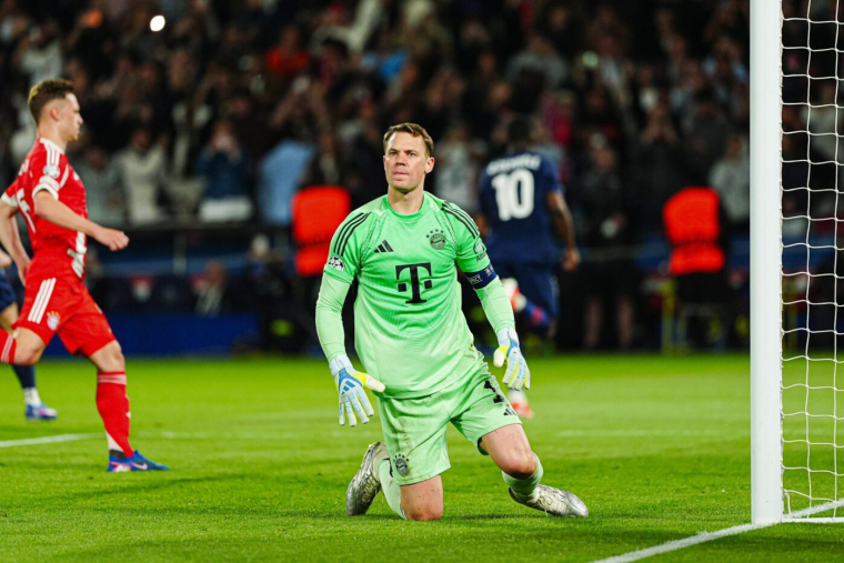 Quand un ramasseur de balle refuse de rendre le ballon à Manuel Neuer