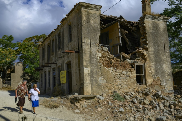 A Derekoy, sur l'île turque de Gokceada, le 16 août 2026 ( AFP / Yasin AKGUL )