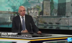 Alain Berset : "La démocratie recule un peu partout"