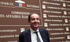 Bernard Fontana à Päris, le 30 avril 2025. ( AFP / THIBAUD MORITZ )