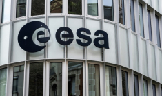 Le logo de l'Agence spatiale européenne (Esa) à Paris, le 23 juillet 2025 ( AFP / Hugo MATHY )