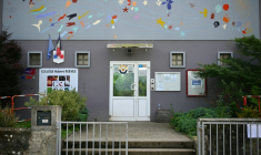 L'entrée du collège Hubert-Reeves à Fleurance (Gers), où était scolarisée Lyhanna, le 5 juin 2026 ( AFP / Lionel BONAVENTURE )