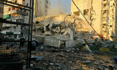 Un bâtiment touché par une frappe aérienne israélienne sur le quartier de Kafaat, dans la banlieue sud de Beyrouth, le 17 mars 2026 ( AFP / - )