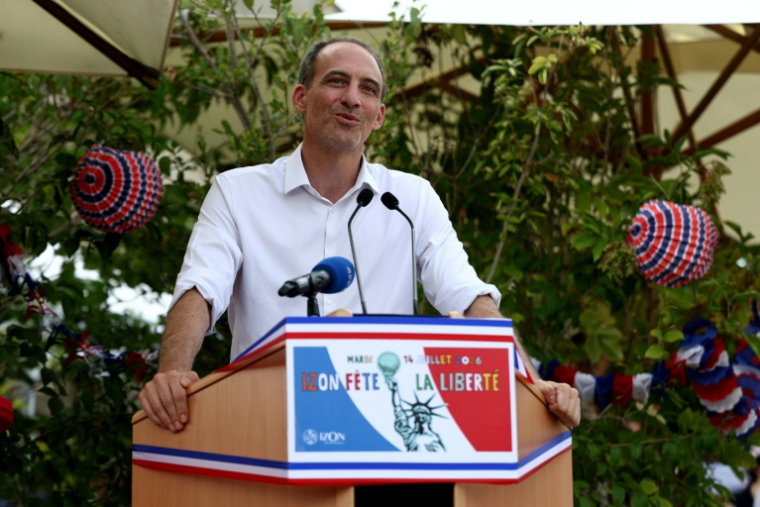 Raphaël Glucksmann, chef de Place publique et député européen, lors du centenaire de l'inauguration de la statue de la Liberté à Izon, près de Bordeaux, le 14 juillet 2026 en Gironde ( AFP / ROMAIN PERROCHEAU )