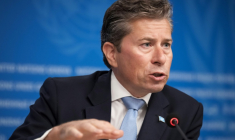 Le chef des opérations humanitaires des Nations unies, Tom Fletcher, s'exprime sur la famine à Gaza lors d'une conférence de presse à Genève le 22 août 2025 ( AFP / Fabrice COFFRINI )