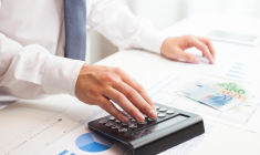 Il est possible d’obtenir une réduction d’impôt en souscrivant au capital d’une PME crédit photo : Minerva Studio/Shutterstock / Minerva Studio