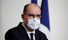 LA FRANCE RÉVISE SA STRATÉGIE DE DÉCONFINEMENT FACE AU CORONAVIRUS