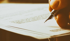 Attention à bien concilier clause bénéficiaire d'un contrat d'assurance-vie et dispositions testamentaires ( Crédits : Fotolia)
