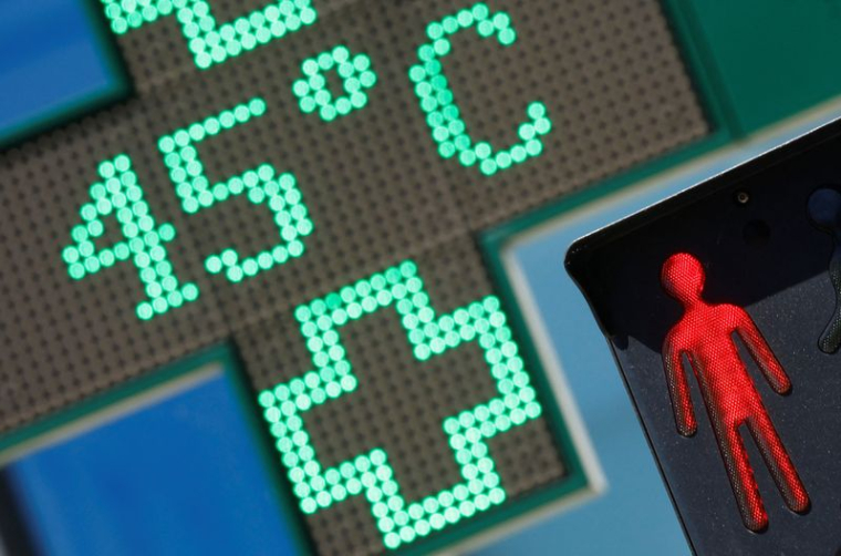 BORNE APPELLE À LA VIGILANCE AVANT UN PIC DE CHALEUR DANS L'OUEST