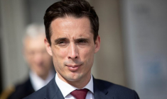 FRANCE: DJEBBARI PAS "INQUIET" À CE STADE APRÈS L'ACCIDENT MORTEL IMPLIQUANT UNE TESLA À PARIS