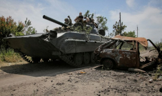 Un véhicule militaire ukrainien BMP-1, dans la région de Donetsk