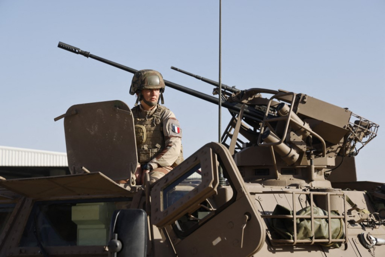 Un militaire français à Amman, en Jordanie, le 22 décembre 2023. ( AFP / LUDOVIC MARIN )