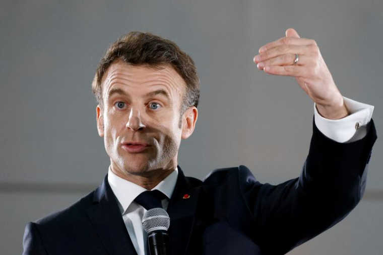 Emmanuel Macron à la préfecture de Paris et d'Ile-de-France
